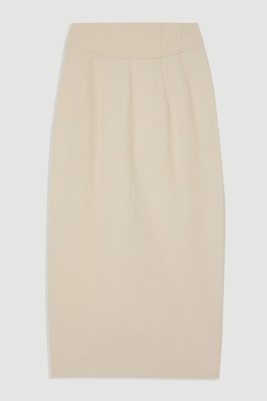 Sculpting the silhouette with a pencil fit, this contemporary maxi skirt is crafted from premium denim. Featuring a corset waist and stitch detail, invest in this skirt for a capsule wardrobe piece.DenimMaxi skirtCorset waistBrowse this seasons denim skirts or discover the full range of skirts now.Matching piece sold separately.