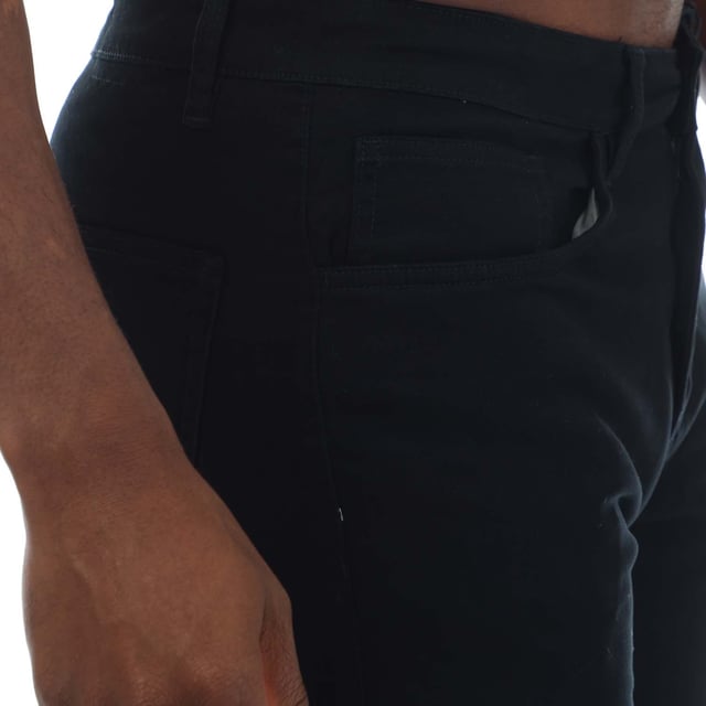 Mens Duck and Cover Franztown Shorts in black.- Zip fly and button fastening.- 5 pocket design.- Lightweight canvas waistband.- Regular fit.- 98% Cotton  2% Elastane.  Machine washable.  - Ref: DC2R124072BLK