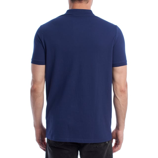 Inspired by the brand's sporting heritage, this US Polo Assn. polo offers a perfect blend of tradition and modernity. Designed for the man who values authenticity, its impeccable cut and embroidered details make it a contemporary wardrobe staple.

 Details:
 - Classic polo-style collar with two-button placket.
 - Short sleeves.
 - Piping detail on the inside of the neck.
 - US Polo Assn. logo embroidered on the chest.
 - Regular cut that guarantees comfort and freedom of movement.
 - High quality breathable piqué fabric.

 At US Polo Assn., every garment tells a story of authenticity, tradition, and sporty style. This men's polo shirt isn't just a staple: it represents the official heritage of the sport of polo and reflects our passion for quality, design, and casual elegance. Dress with identity, dress with history.
 Composition: 100% Cotton
 Care:
Machine wash cold (max. 30°C).
 Do not use bleach.
 Iron at low temperature if necessary.
 Air dry, avoid dryer.