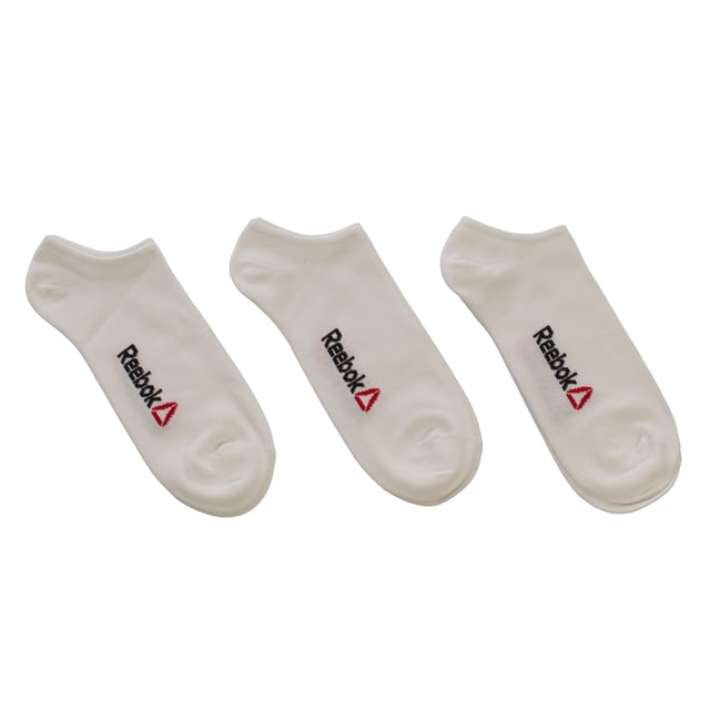Pack 3 Calcetines Invisibles D0842 para Hombre y Mujer Este pack de 3 pares de calcetines invisibles Reebok ha sido pensado para quienes buscan comodidad, ligereza y funcionalidad en cada entrenamiento o rutina diaria. Con un diseño discreto, estos calcetines se adaptan perfectamente al calzado deportivo sin sobresalir, brindando un ajuste seguro y transpirable.
Detalles:
- Pack de 3 pares.
- Corte invisible ideal para deportivas.
- Tejido suave y elástico de algodón que se adapta al pie.
- Refuerzo en zonas clave para mayor durabilidad.
- Logo Reebok bordado en el lateral.
Con cada producto, Reebok reafirma su compromiso con el rendimiento y la comodidad. Estos calcetines unisex combinan diseño técnico con un estilo limpio para ofrecer una experiencia superior, dentro y fuera del gimnasio.
Composición: 62% Algodón, 34% Poliéster, 2% Elastano, 2% Poliamida
Cuidados:
Lavar a máquina en frío (máx. 30 °C).
No usar lejía.
No planchar.
Secar al aire.
