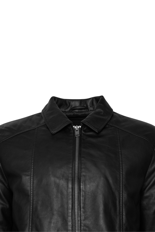A timeless icon, reimagined in premium real leather. This Barneys Originals Harrington jacket offers classic British style with a modern twist. Featuring subtle stitch detailing at the cuffs and hem, this piece blends heritage design with contemporary craftsmanship.

Made from soft, durable leather, the Harrington is lightweight enough for everyday wear while still offering an elevated, structured silhouette. A staple for any wardrobe – perfect for transitional layering and effortlessly cool looks.