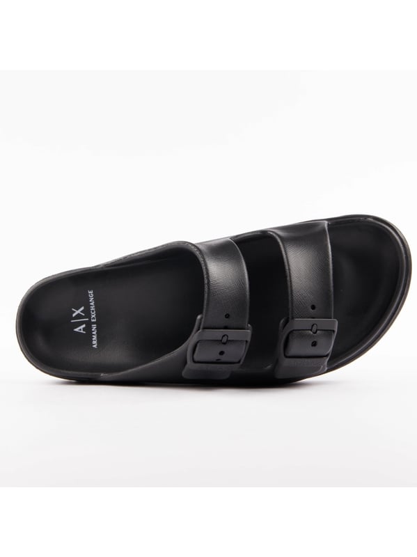 Claquette Armani Exchange Soul Homme Schwarz Synthétique. Authentischer Schuh der Marke Armani Exchange - Streetwear/Sportswear-Design von Armani Exchange - Armani Exchange für Herren, perfekt für den Alltag - Die schwarze Claquette von Armani Exchange passt hervorragend zu Ihrem Restkleiderschrank - Bequeme synthetische Materialien - Klassische Schnalle - Soul - Synthetisch