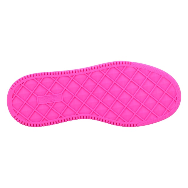 Sole: rubber
 Platform Height: 1.5 inches
 Features: padded tongue and collar, pyramid stud at outer side
 Material: nappa leather and grained leather
 Lining: buffed leather and mesh