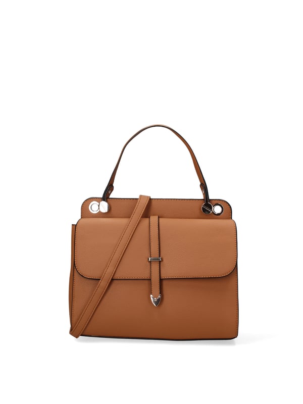 Bolso de mujer. El cierre es con botón magnético. Los bolsillos internos tienen cremallera. Los bolsillos externos están ausentes. La correa para el hombro es ajustable y extraíble. El mango está fabricado en PU. Hay un compartimento interno. El material externo es 100%PU. Internamente es 100% Poliéster. Medidas: 27,5x23x10 cm. Producto de moda