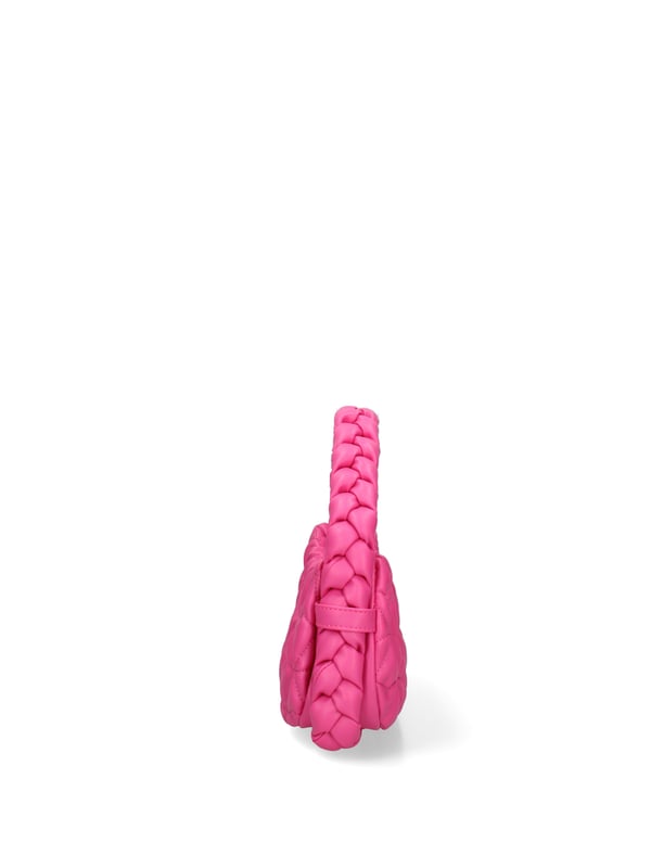 Bolso bandolera para mujer. El cierre es con cremallera. Los bolsillos internos son uno con cremallera. Los bolsillos externos están ausentes. La correa para el hombro es ajustable y extraíble. El mango está fabricado en PU. Hay un compartimento interno. El material externo es 100%PU. Internamente es 100% Poliéster. Medidas: 27x13x10 cm. Producto de moda