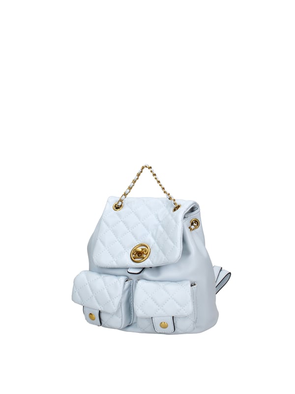 Mochila de mujer. El cierre es con cierre de giro. Los bolsillos internos son uno con cremallera. Los bolsillos externos son dos bolsillos delanteros con cierres giratorios. La bandolera es de cadena. El mango es de cadena. Hay un compartimento interno. El material externo es 100%PU. Internamente es 100% Poliéster. Medidas: 20x21x12 cm. Producto de moda