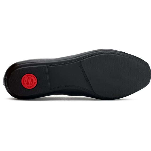 Fitflop Delicato Shoes The Delicato ballerina from Fitflop features a sleek modern square-toe silhouette and feels like a sneaker. Crafted in luxe butter-soft nappa leather, including a little bow, these delicate slip-ons are designed for an enhanced fit and are unbelievably comfortable, thanks to the supportive moulded footbeds and the signature Dynamicush cushioning soles. A light, slim, refined chic ballerina your feet will love.
