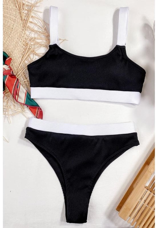 Top type: No underwire
  Bottom type: Mid waist
  Number of pieces: Two
  Chest pad: Removable Padding
  Pattern type: Color block
  Style: Beach
  Features: Basic style
  Material composition: 82% polyester 18% elastane
  Stretch: Highly stretchy
  Care instructions: Hand wash cold. Do not tumble dry.
  Imported