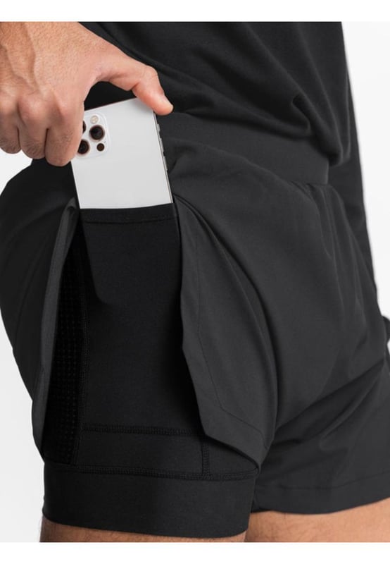 Shorts activos de talla completa para hombre con cintura elástica talla grande  
Estilo básico  
Estiramiento moderado  
Composición del material: 95% poliéster 5% spandex  
Instrucciones de cuidado: Lavar a máquina en frío, secar a baja temperatura  
Importado  
Medidas en pulgadas:  
Talla M: Largo de la prenda 16.1 Cintura 28.3 Cadera 42.5  
Talla L: Largo de la prenda 16.5 Cintura 29.9 Cadera 44.1  
Talla XL: Largo de la prenda 16.9 Cintura 31.5 Cadera 45.7  
Talla 2XL: Largo de la prenda 17.3 Cintura 33.1 Cadera 47.2  
Talla 3XL: Largo de la prenda 17.7 Cintura 34.6 Cadera 48.8
