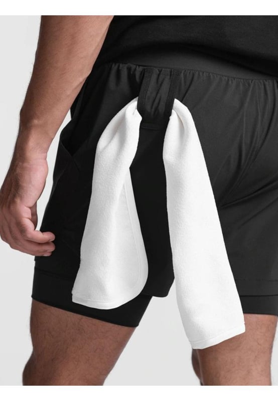 Estilo básico  
Elasticidad moderada  
Composición del material: 90% poliéster 10% nailon  
Instrucciones de cuidado: Lavar a máquina en frío, secar a baja temperatura  
Importado  
Opciones de tamaño: M L XL 2XL 3XL