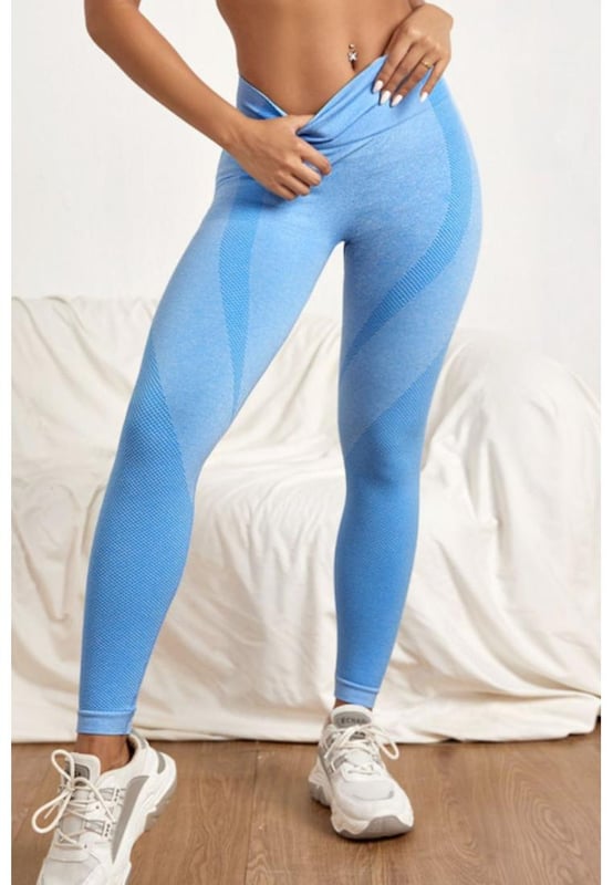 Pantalones Largos Activos de Cintura Alta  
Tipo de patrón: Sólido  
Estilo: Deportivo  
Características: Corte ajustado  
Longitud: Larga  
Composición del material: 90% poliamida 10% elastano  
Elasticidad: Muy elástico  
Instrucciones de cuidado: Lavar a máquina con agua fría, secar a baja temperatura  
Importado  
Medidas del producto: S: longitud 30 in, cintura 25 in, cadera 29.6 in; M: longitud 30.4 in, cintura 26.5 in, cadera 31.2 in; L: longitud 31 in, cintura 28.1 in, cadera 32.8 in