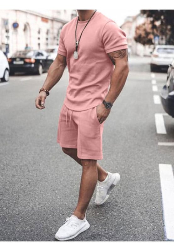 Basic Stil  
Anzahl der Teile: Zwei  
teil  
Leicht dehnbar  
Materialzusammensetzung: 80% Polyester, 20% Baumwolle  
Pflegehinweise: Maschinenwäsche kalt. Im Trockner bei niedriger Temperatur trocknen.  
Importiert  