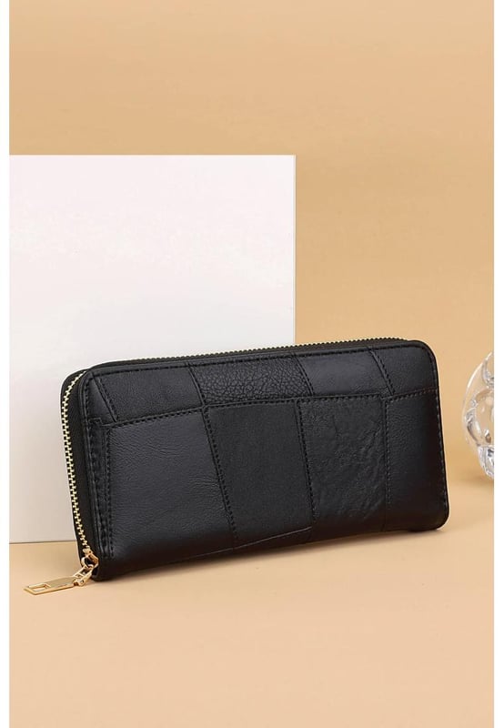 Tamaño de la bolsa: Pequeña  
Material: Cuero PU  
Importado  
Medidas (pulgadas): 7.9 (Largo) x 1.2 (Ancho) x 3.9 (Altura)  
Género: Mujeres