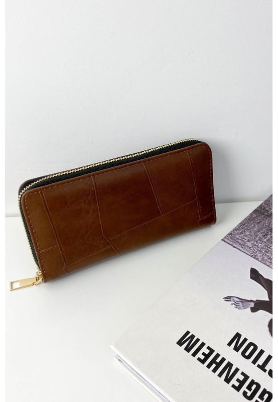 Bag size: Small
  Material: PU leather
  Imported
  Measurements (in inches): 7.9 (Length) x 1.2 (Width) x 3.9 (Height)
  Gender: Women