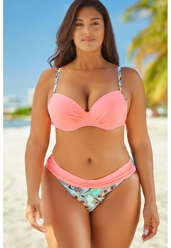 Tipo de parte superior: Sin aros  
Tipo de parte inferior: Cintura media  
Categoría de tallas: Regular  
Número de piezas: Dos  
Tipo de patrón: Rayas impresas  
Material: 82% nailon 18% spandex  
Características: Estilo básico  
Elasticidad: Elasticidad moderada  
Transparente: No  
Cuerpo: No forrado  
Acolchado en el pecho: Sin acolchado  
Instrucciones de cuidado: Lavar a máquina en frío. Secar a baja temperatura.  
Importado