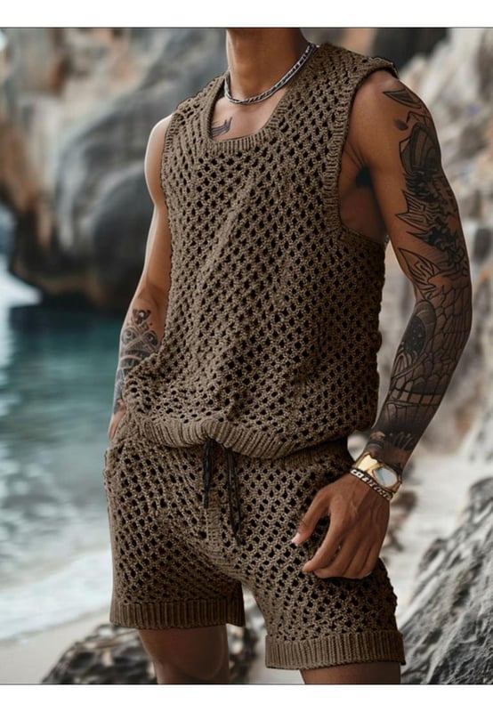 Estilo básico transpirable  
Conjunto de dos piezas: top y pantalones cortos  
Moderado estiramiento para mayor comodidad  
Composición del material: 80% poliéster 20% algodón  
Instrucciones de cuidado: Lavar a máquina con agua fría, secar a baja temperatura  
Importado para garantizar calidad