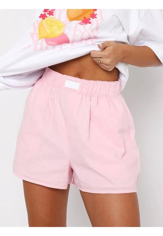 Diseño con bolsillos  
65% poliéster 35% algodón  
Lavar a máquina en frío  
Secar a baja temperatura  
Importado  
Material: Mezcla de algodón