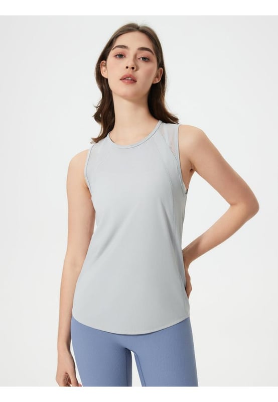 Estilo básico  
Semi  
translúcido  
Altamente elástico  
Composición del material: 75% nylon 25% spandex  
Instrucciones de cuidado: Lavar a máquina con agua fría, secar a baja temperatura  
Importado  
Medidas del producto (pulgadas): Talla 4  
Longitud de la parte superior: 23 Pecho: 33.1; Talla 6  
Longitud de la parte superior: 23.8 Pecho: 34.6; Talla 8  
Longitud de la parte superior: 24.6 Pecho: 36.2; Talla 10  
Longitud de la parte superior: 25 Pecho: 37.8; Talla 12  
Longitud de la parte superior: 25.4 Pecho: 39.4