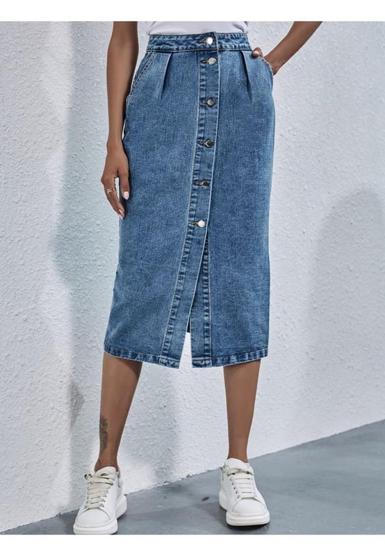 Buttoned front
  Practical pockets
  Chic slit
  Slightly stretchy
  Material composition: 85% cotton 15% polyester
  Care instructions: Machine wash cold tumble dry low
  Imported
  Available sizes: XS (00/0) to M (6/8)
