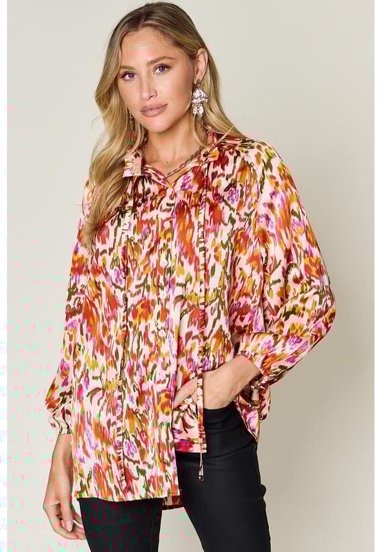 Frill design
  Button closure
  Opaque fabric
  No stretch
  100% polyester
  Machine wash cold tumble dry low
  Imported
  Model height 5\8 bust 34 waist 24 hip 35 size S jeans size 1
Material: 100% polyester