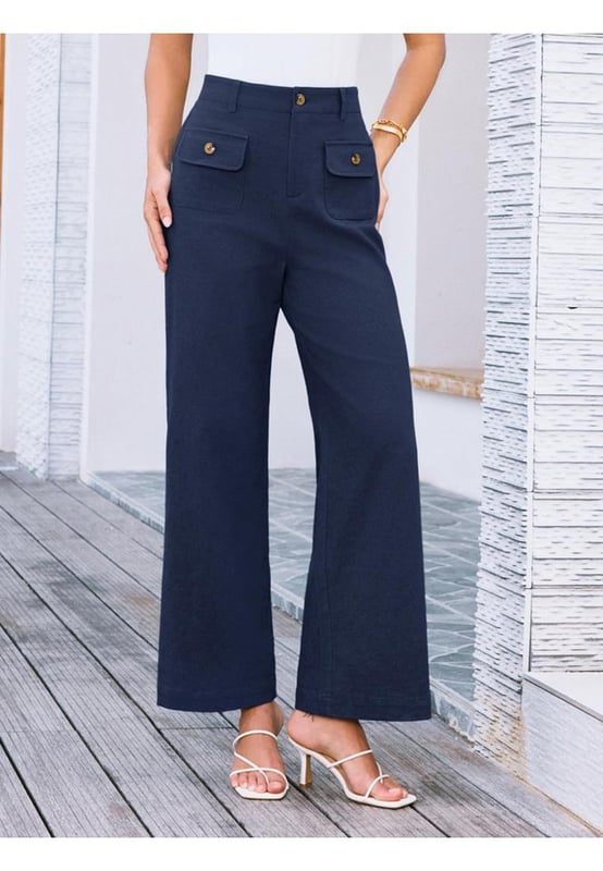 Hochtaillierte weite Hose  
Praktisches Design mit Taschen  
Undurchsichtiges Material für vollständige Abdeckung  
Materialzusammensetzung: 95% Polyester, 5% Spandex  
Pflegehinweise: Maschinenwäsche kalt, im Trockner bei niedriger Temperatur trocknen  
Importierte Qualitätsverarbeitung  
Erhältlich in den Größen S und 2XL