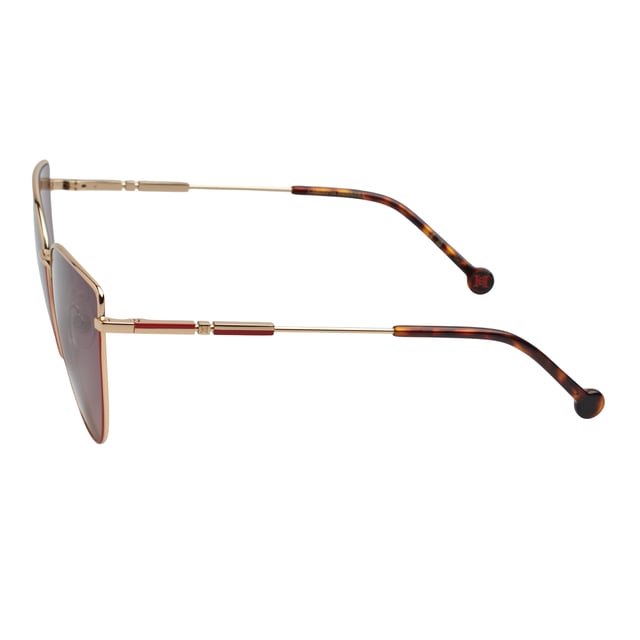 These Carolina Herrera sunglasses combine sleek lines with a sophisticated aesthetic, creating an iconic design designed for women who want to stand out with elegance without sacrificing modernity.

 Shape and design:
 - Cat-eye silhouette with a defined contour, which enhances and stylizes facial features.

 Frame material:
 - Ultra-light metal structure that provides strength and long-lasting comfort.
 - Slim temples with curved tips, ensuring an ergonomic fit.

 Brand details:
 - Distinctive circular logo at the end of the temples.
 - Rods decorated with linear elements that add a touch of exclusive design.

 Glasses:
 - 100% UV protection lenses for safe sun coverage.
 Measures: Lens width: 59 mm. Bridge: 17 mm. Temples: 145 mm
 Composition: Metal
 Care:
Wash only with water or, if necessary, a mild soap.
 Dry with a soft cloth to avoid scratches.
 Avoid contact with harsh surfaces or abrasive liquids.