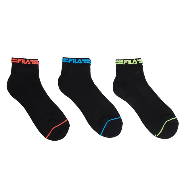 Pack-3 Calcetines Quarter F2523 para Hombre y Mujer Los calcetines Fila Quarter de 3 pares están fabricados con hilos de alta calidad para un gran confort y una larga duración. Flexibles y dotados de una tela elástica al nivel del tobillo, se adaptarán fácilmente a tus pies para estar cómodo durante tus desplazamientos.
Detalles:
- Tejido de algodón.
- Suela acolchada, que proporciona absorción de impactos.
- 3 pares.
- Malla transpirable.
- Tobillos acanalados.
- Logo bordado.
- Estilo quarter, caña baja-media.
- Varios colores disponibles.
- Hilos de alta calidad para un óptimo confort y una gran durabilidad.
- Unisex.
Este pack de calcetines Quarter Fila es la elección perfecta para quienes valoran el confort sin renunciar al estilo. Con su diseño atractivo, materiales de calidad y ajuste ideal, son el complemento perfecto para tu día a día activo.
Composición: 69% Algodón, 29% Poliéster, 2% Elastano
Cuidados:
Lavar a máquina a un máximo de 30 °C.
No usar lejía ni blanqueadores.
No planchar.
No lavar en seco.
Secar al aire o en secadora a baja temperatura.