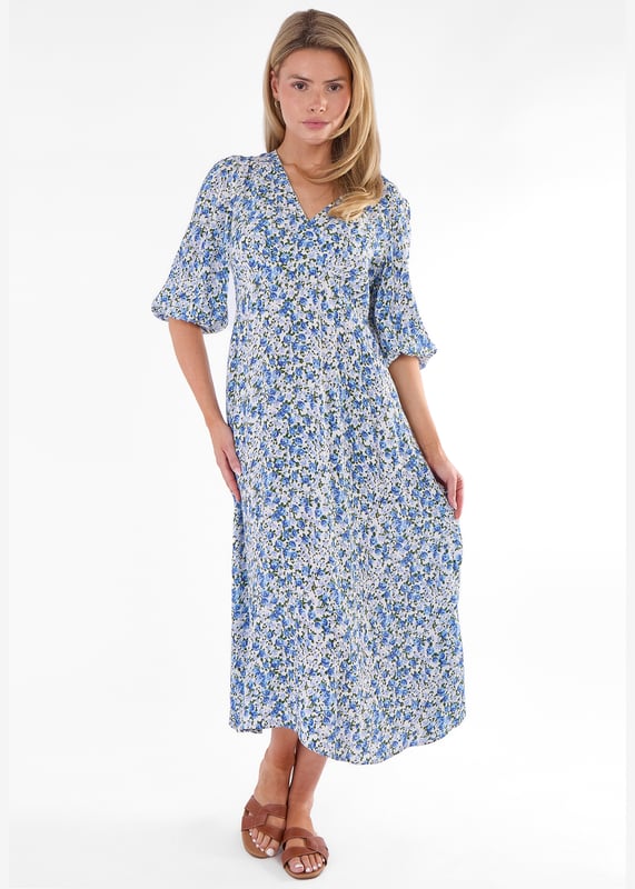 Deze Blue Floral Print Viscose Midi Dress is de perfecte aanvulling op je garderobe. Hij is gemaakt van zacht en lichtgewicht viscose en heeft een prachtige blauwe bloemenprint die perfect is voor elke gelegenheid. Comfortabel en stijlvol, deze jurk wordt vast en zeker je lievelingsstuk.