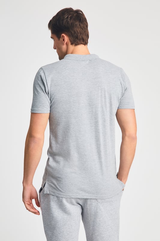 This 2-piece Tokyo Laundry outfit set includes a cotton polo shirt and matching brushed-back fleece shorts. Both pieces feature a soft-handle print for added style and comfort. Ideal for casual wear, this set offers a coordinated, laid-back look with premium fabric and design. Perfect for everyday lounging or outings.