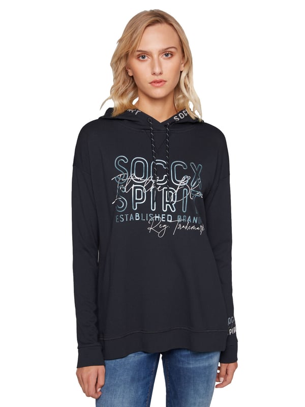 Opvallend anders! Het dameskapuzensweatshirt van het merk SOCCX krijgt door de viscosemix een stijlvolle, gladde uitstraling. Een grote SOCCX-print met glitter- en glinstereffecten siert de voorkant van het kapuzensweatshirt. De capuchon wordt geaccentueerd door een logoprint. Een klein SOCCX-artwork siert de linkerarm.