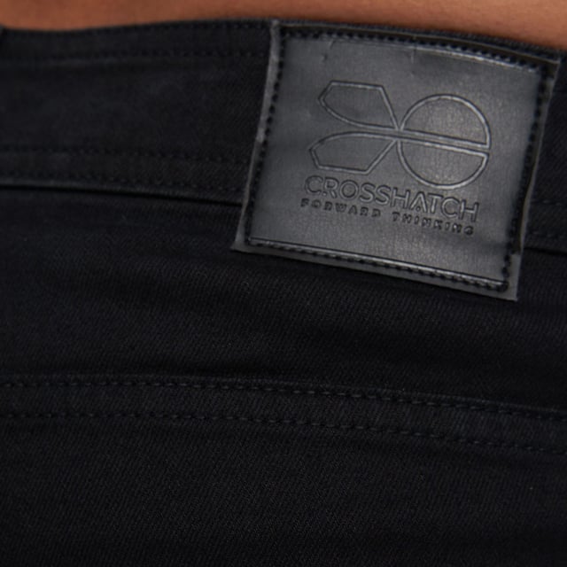 Mens Crosshatch Buraca Slim-Fit Jeans in black.- 5-pocket construction- Button fly fastening- Branded buttons and rivets- Stretch cotton twill- Slim fit- 98% Cotton  2% Elastane.  Machine washable.- Ref:CH2B113928BLKSTK1