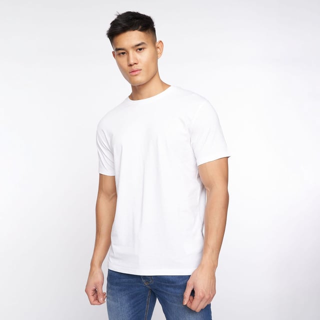 Mens Crosshatch Rapmoore 7 Pack T-ShirtsBehold this collection of seven distinguished men's cotton tees. Crafted with care  each tee showcases a seamlessly integrated inner back neck tape and a unique graphic print on the chest.- Ribbed crew neck- Short sleeves- 100% Cotton.  Machine washable.- Ref: CH2A122990ASSTK