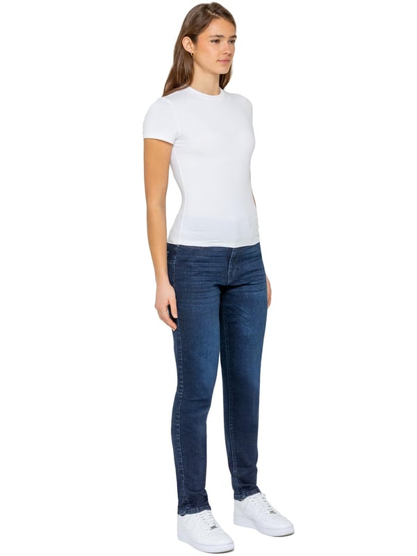 These mom jeans by Enzo Jeans are the perfect blend of comfort and style. Featuring a high-waisted fit, 5 classic pockets, a zip fly, and stretchy fabric, they offer a flattering, relaxed feel that every mom in jeans loves. Whether you're after petite mom jeans, black jeans mom style, or just your new favorite mom jeans for women, these Enzo Jeans deliver the ideal high waisted mom jeans look — trendy, comfy, and always on point.(658)