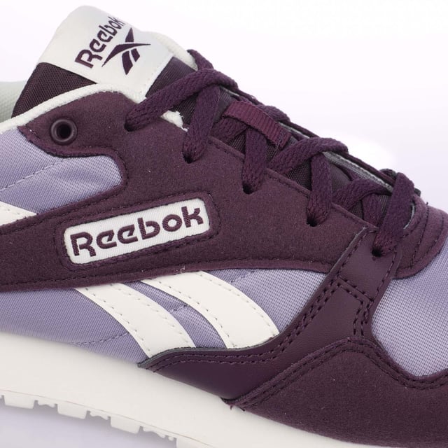 Reebok Ultra Flash Trainers in purple.- Nylon upper with synthetic suede overlays.- Lace up fastening.- EVA midsole.- Textile lining.- Rubber sole.- Ref: 100201430