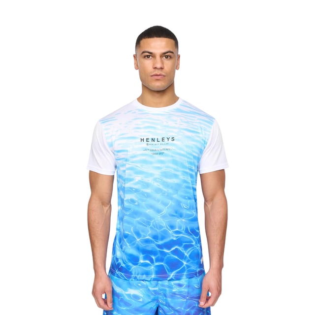 100% Polyester. Gewebe: Weiche Haptik. Design: bedruckt, Wellenförmig, Gummiertes Logo, Sublimierter Druck, Aufschrift, Wasser. Passform: Regulär. Rundhalsausschnitt. Kurzärmlig. S: 93,98 cm. M: 102 cm. L: 109 cm. XL: 116,84 cm. XXL: 124,46 cm.