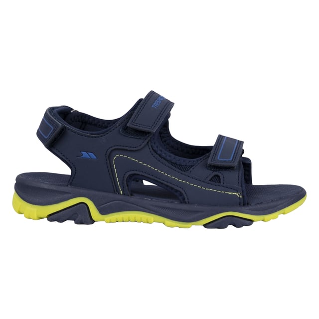 Trespass Kinderen/Kinderen Jett Double Strap Sandalen (Marine) Boven: PU (Polyurethaan), Textiel. Binnenzool: Bekleed, EVA. Buitenzool: Gegrepen, TPR. Stoftechnologie: Ademend, Flexibel, Lichtgewicht. Dubbele riem. Vlakke. Ontwerp: Contrastdetail, logo, effen. Bevestiging: Verstelbare riemen, haak- en lusband.