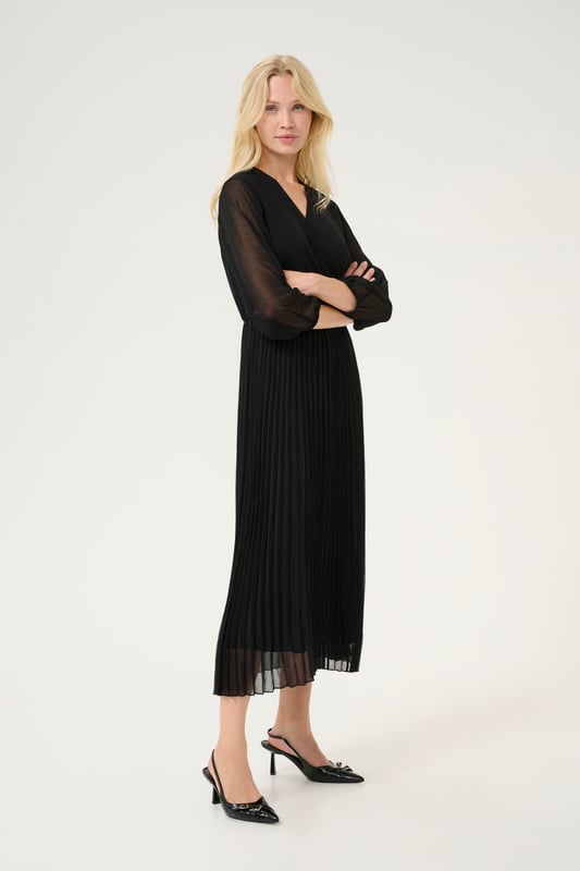 Feminine,Midi-Länge,3/4 Ärmel  Schonwäsche 30°, Nicht bleichen, Nicht im Trockner trocknen, Liegend trocken., Kalt bügeln max. 110° C, Trockenreinigung  100% Polyester
