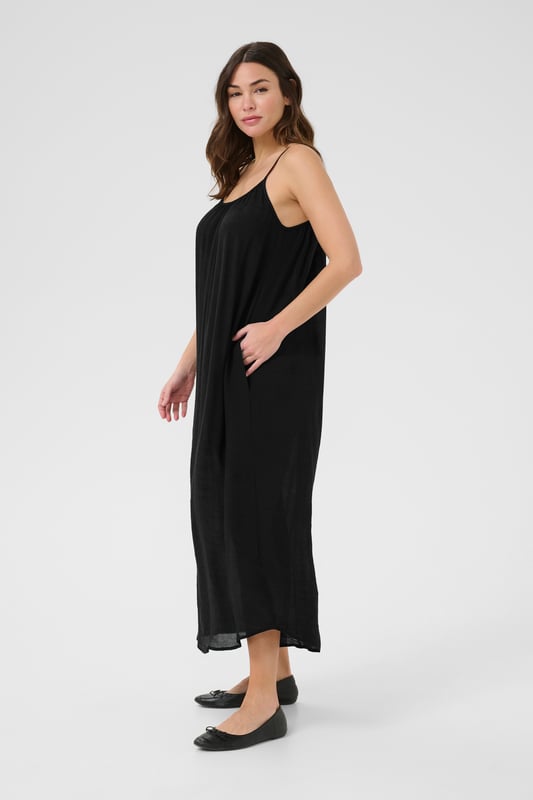 A-shape,Lange lengte,Schouder bandjes  Fijne was 30°, niet bleken, niet in de droger drogen, Druipnat ophangen in de schaduw, warm strijken max. 150° C, Droogreiniging  65% Viscose,35% Polyester