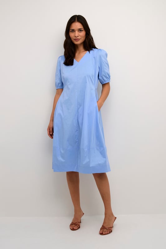 Casual fit,Net onder de knie,Korte mouwen  Fijne was 30°, niet bleken, niet in de droger drogen, Liggend laten drogen., koud strijken max. 110° C, Droogreiniging  65% Katoen,33% Polyester,2% Elastaan