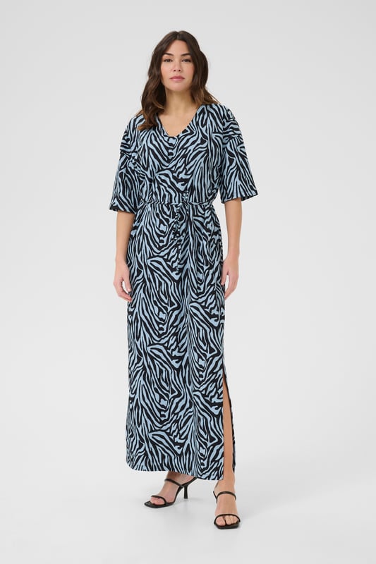 Loose fit,Enkel lengte,Elleboog lengte  Fijne was 30°, niet bleken, niet in de droger drogen, Druipnat ophangen in de schaduw, koud strijken max. 110° C, Niet droog reinigen  95% Polyester (Gerecycled),5% Elastaan