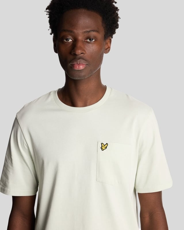 The Lyle & Scott Pocket T-shirt is our classic 100% BCI cotton tee with an added breast pocket. It's simplicity itself.
- 100% BCI cotton- 190 gsm single jersey fabric- Set-in sleeves- Stitched sleeves and hem- Superior cut