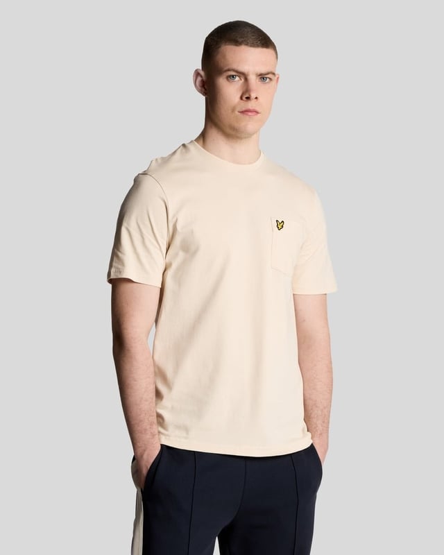The Lyle & Scott Pocket T-shirt is our classic 100% BCI cotton tee with an added breast pocket. It's simplicity itself.- White- 100% BCI cotton- 190 gsm single jersey fabric- Set-in sleeves- Stitched sleeves and hem- Superior cut