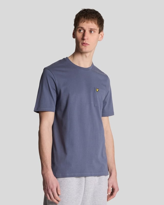 The Lyle & Scott Pocket T-shirt is our classic 100% BCI cotton tee with an added breast pocket. It's simplicity itself.
- 100% BCI cotton- 190 gsm single jersey fabric- Set-in sleeves- Stitched sleeves and hem- Superior cut