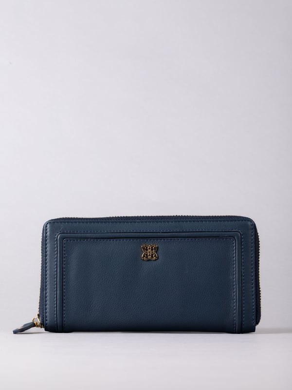 This large purse with handy zip around fastening is a must-have handbag accessory this season and beyond. Crafted from smooth leather, this purse contains ample storage for all your spending essentials including plenty of card slots, slip pockets and a zipped coin pocket. Finished with RFID protection to keep your cards electronically secure.