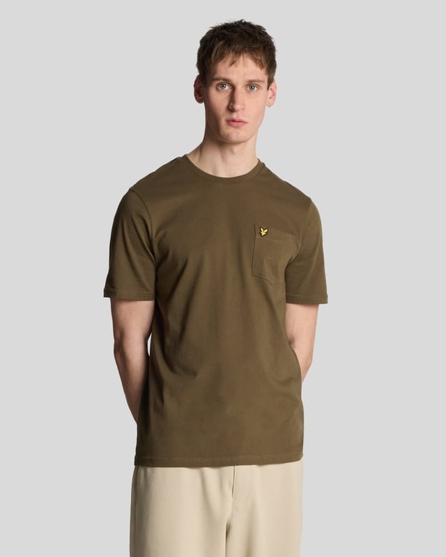 The Lyle & Scott Pocket T-shirt is our classic 100% BCI cotton tee with an added breast pocket. It's simplicity itself.
- 100% BCI cotton- 190 gsm single jersey fabric- Set-in sleeves- Stitched sleeves and hem- Superior cut