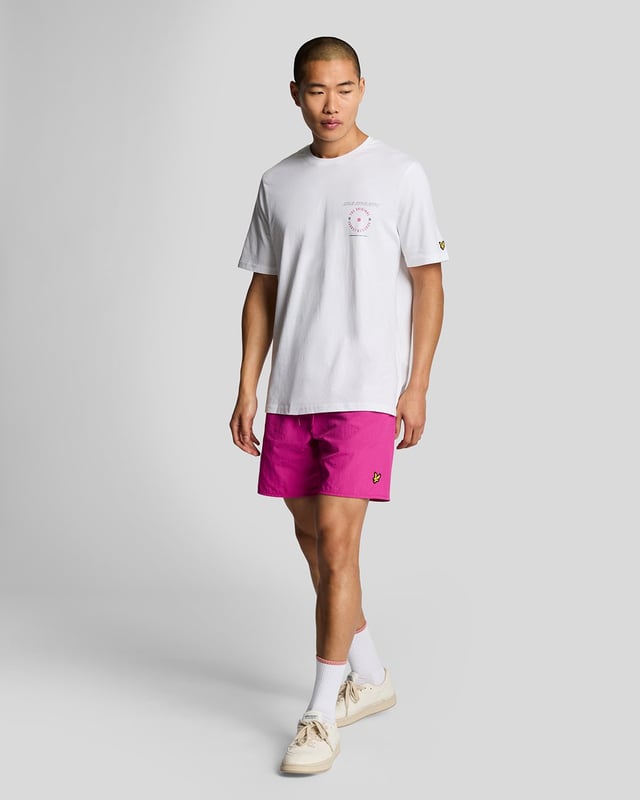 Finished with our signature Golden Eagle, these mesh-lined plain swim shorts, with fast-drying fabric, deliver the iconic Lyle & Scott style both in and out of the pool.