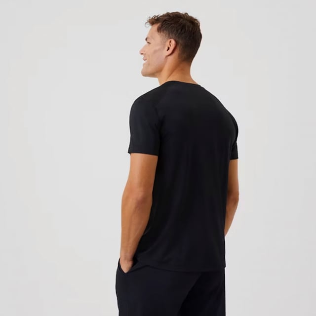 Borg Athletic T-shirt - High-Performance Activewear: Train in ultimate comfort with the Björn Borg Borg Athletic T-shirt, designed for peak performance. Made from lightweight, recycled polyester stretch, this T-shirt offers high moisture-wicking functionality and breathability, ensuring you stay dry and cool during intense workouts. It features a regular fit with strategically placed cutlines to minimize pressure on the shoulders and sides, making it ideal for all types of physical activity. Extra Product Details:. 93% Recycled Polyester, 7% Elastane Moisture-Wicking Fabric High Breathability Strategic Cutlines for Comfort Machine Washable. This T-shirt combines sustainability with top-notch performance, making it a must-have for any fitness enthusiast.