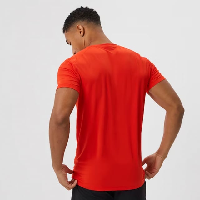 Borg Athletic T-shirt - High-Performance Activewear: Train in ultimate comfort with the Björn Borg Borg Athletic T-shirt, designed for peak performance. Made from lightweight, recycled polyester stretch, this T-shirt offers high moisture-wicking functionality and breathability, ensuring you stay dry and cool during intense workouts. It features a regular fit with strategically placed cutlines to minimize pressure on the shoulders and sides, making it ideal for all types of physical activity. Extra Product Details:. 93% Recycled Polyester, 7% Elastane Moisture-Wicking Fabric High Breathability Strategic Cutlines for Comfort Machine Washable. This T-shirt combines sustainability with top-notch performance, making it a must-have for any fitness enthusiast.