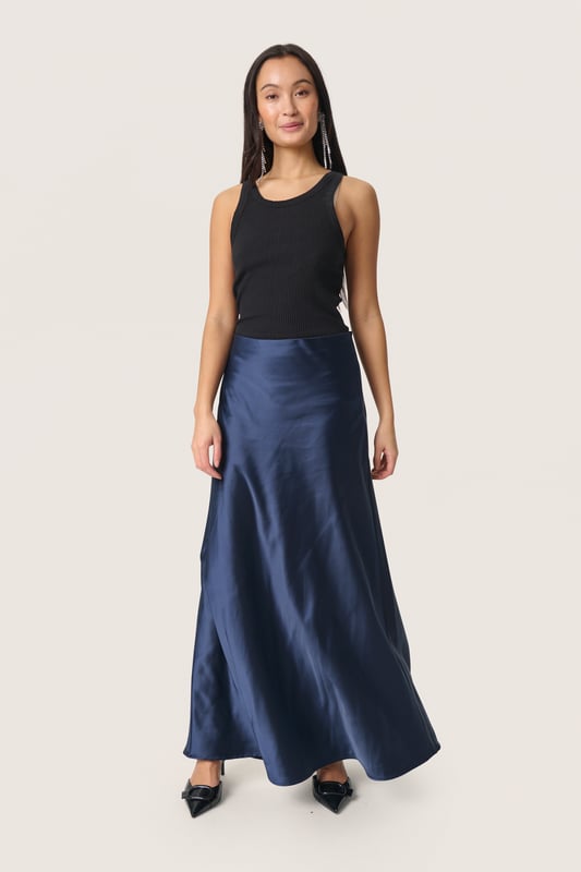 Slim fit,Elastische Taille,Knöchellänge  Schonwäsche 30°, Nicht bleichen, Nicht im Trockner trocknen, Tropnass aufhängen im Schatten, Kalt bügeln max. 110° C, Trockenreinigung  96% Polyester,4% Elasthan