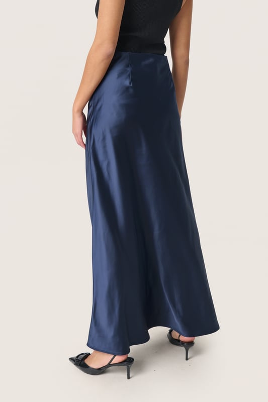 Slim fit,Elastische Taille,Knöchellänge  Schonwäsche 30°, Nicht bleichen, Nicht im Trockner trocknen, Tropnass aufhängen im Schatten, Kalt bügeln max. 110° C, Trockenreinigung  96% Polyester,4% Elasthan